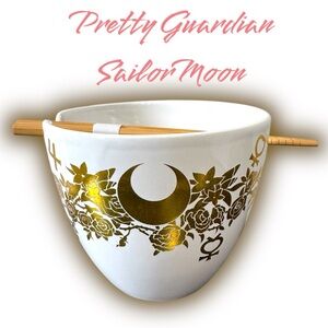Pretty Guardian Sailor Moon Crystal Floral Ramen Bowl with Chopsticks